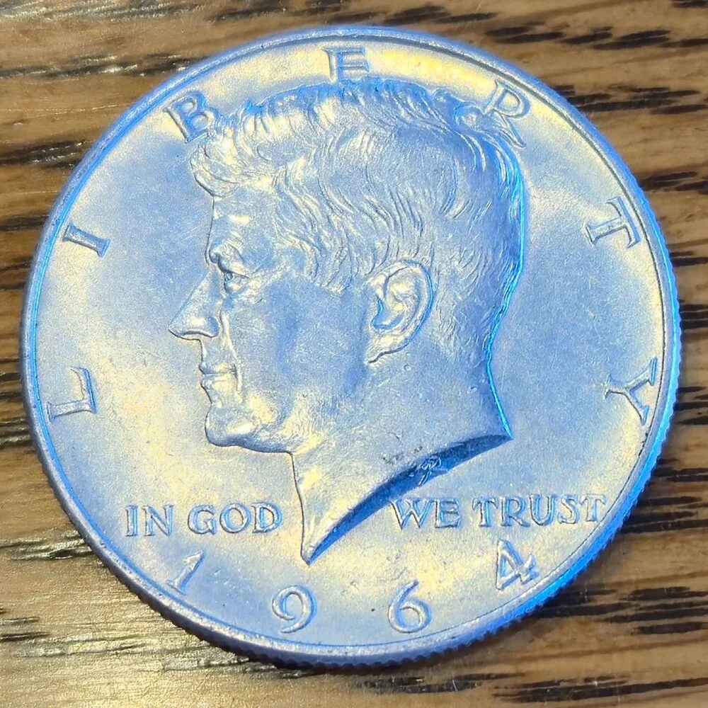 1964 Kennedy Half Dollar - last year of 90% Silver - Picture 2 of 3